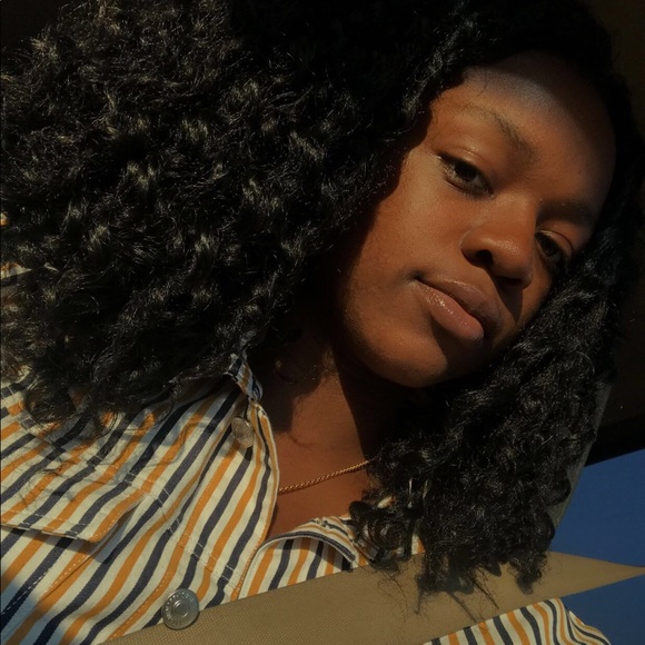 Meet your Posher, Folashade - Picture 1 of 1